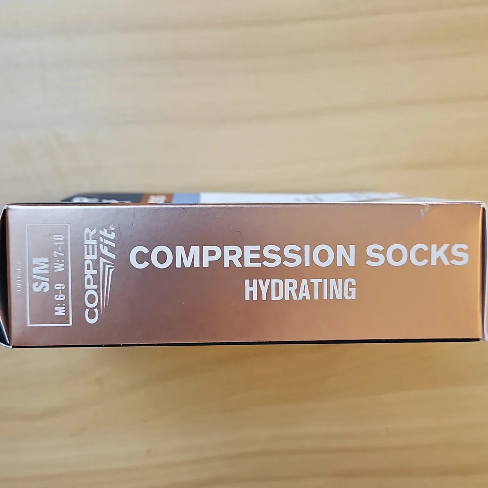 Copper Fit Hydrating Easy On NWT Compression Socks S/M